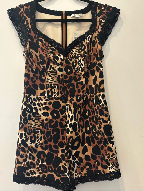 Maeve Pants - NWT Anthropologie Maeve Leopard Animal Print short Romper Onesie Lace Retro